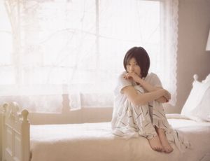 Ai Hashimoto "Magazine Pictures" Photo Collection [PhotoBook]