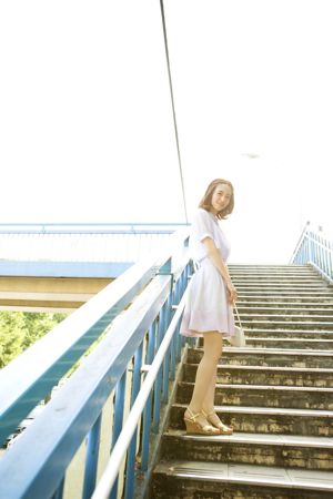 Rina Aizawa "Capo dei fazzoletti serali"