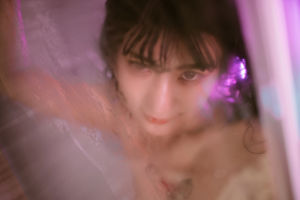 [Internet celebrity COSER photo] Xing Lan is Lan Lan and called Lan Mei - Bathroom Tape