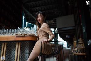 [Kontestan IESS] Model: Qiuqiu "Kontestan Seksi Profesional" dengan kaki indah