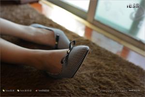 Silk Foot Bento 135 novo modelo momo "Gray Silk OL in Flat Shoes" [IESS Estranho Interessante]