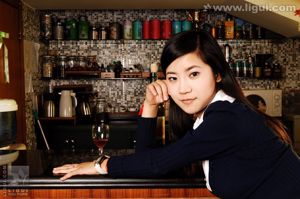 Model Karuru "Miss Liquor's Bar to Fame the Guests" [丽柜LiGui] Photo of beautiful legs and jade feet