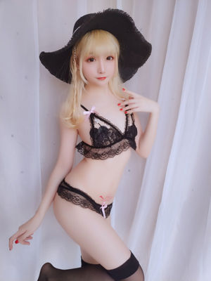 Mevrouw COSER, Stars Are Late "Happy Holiday Package" [Welfare COSPLAY]