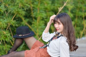 [대만 정 메이] '고 메이 파빌리온 패션'화제의 검은 비단 소녀 짧은 치마 스트리트 샷